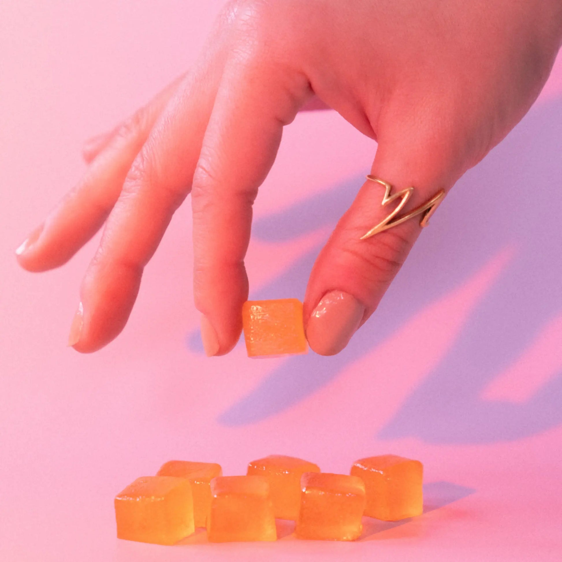 Glowship Mood Gummies 